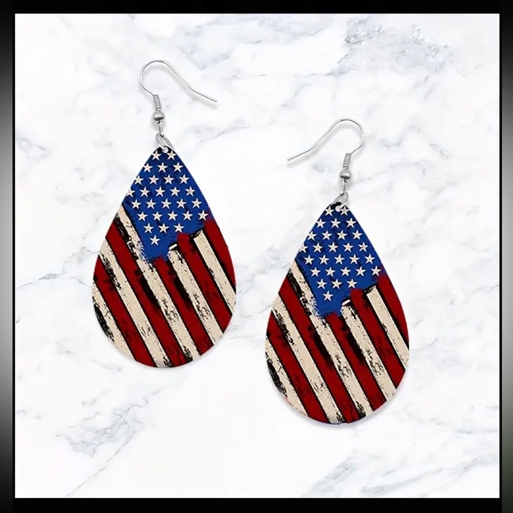 NWT American Flag Drop Earrings